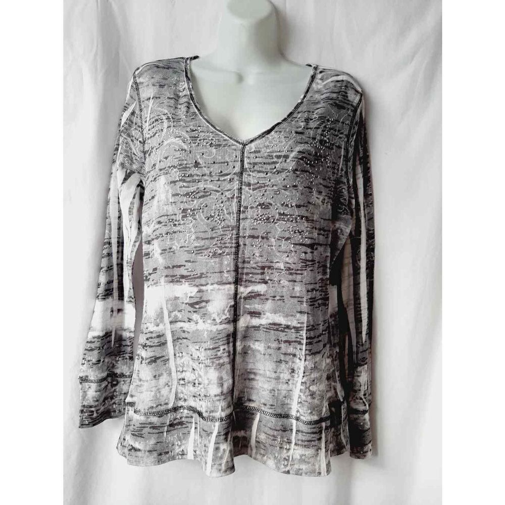 One World live and let live XL v neck thermal gems long sleeve top